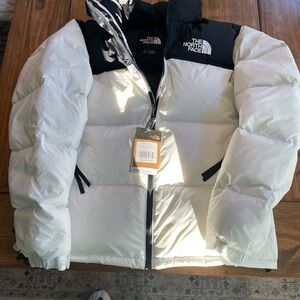 NORTH FACE NUPTSE 700 DOWN JACKET MENS XXL PTP 26 SNOW WHITE BEAUTIFUL NEW